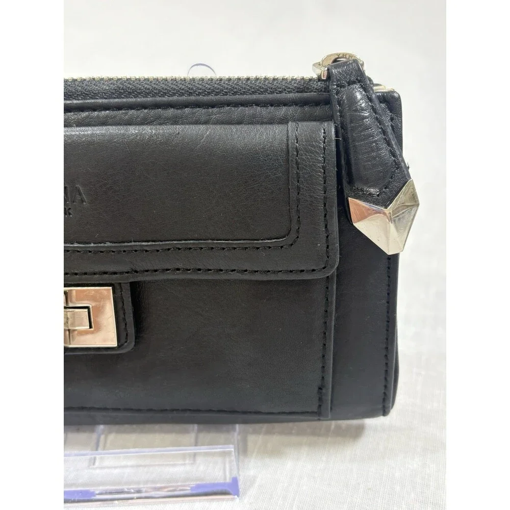 Perlina New York Women’s Black Leather Clutch Wallet